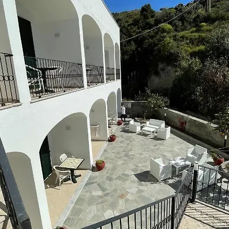 Gasthuis Casa Maria Luxury 4*