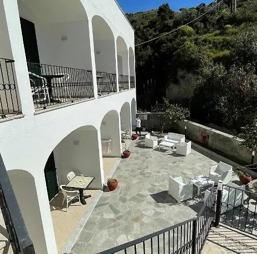 Affittacamere Casa Maria Luxury 4*